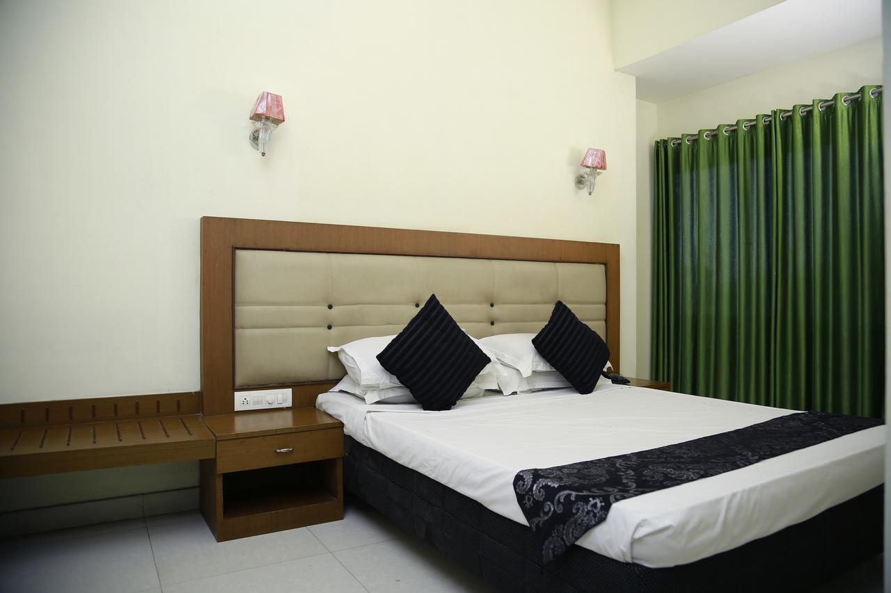 Green Park Residency Kannur Eksteriør billede